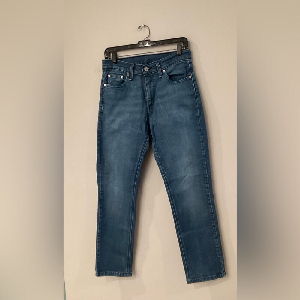 Levi’s Jeans in Size 30 and Length 27” - Preloved.